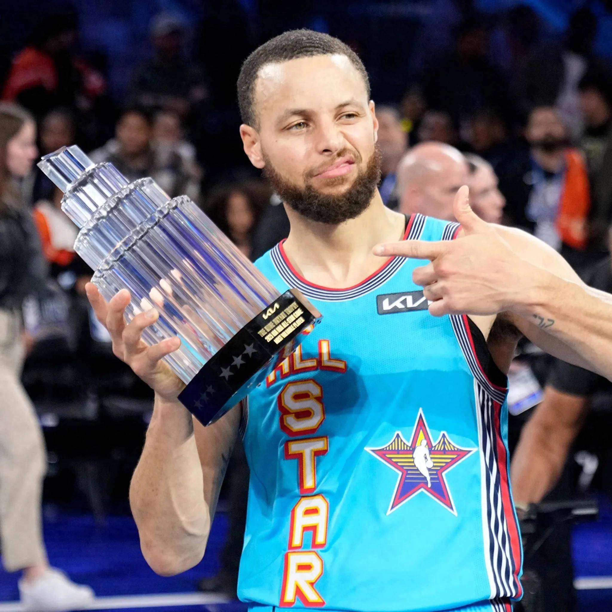 行进一步的 行进一步的