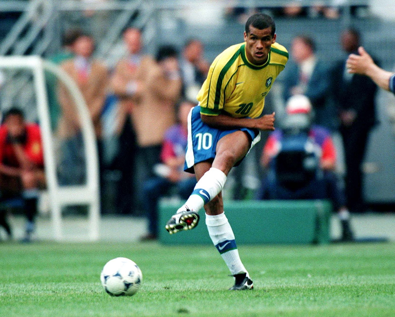 在最近结束 在最近结束